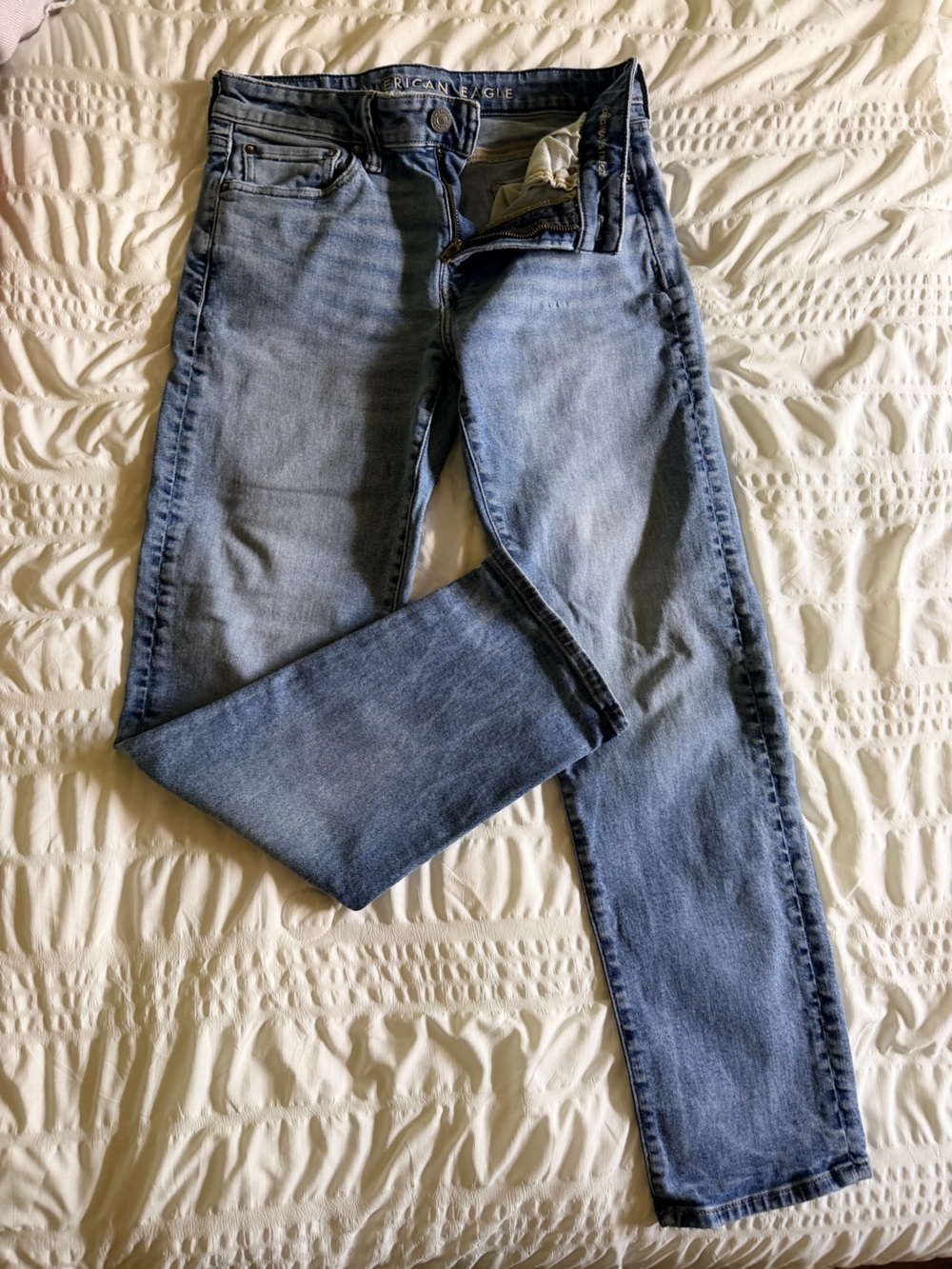 American Eagle Outfitters Straight Leg Jeans - Light Blue Wash